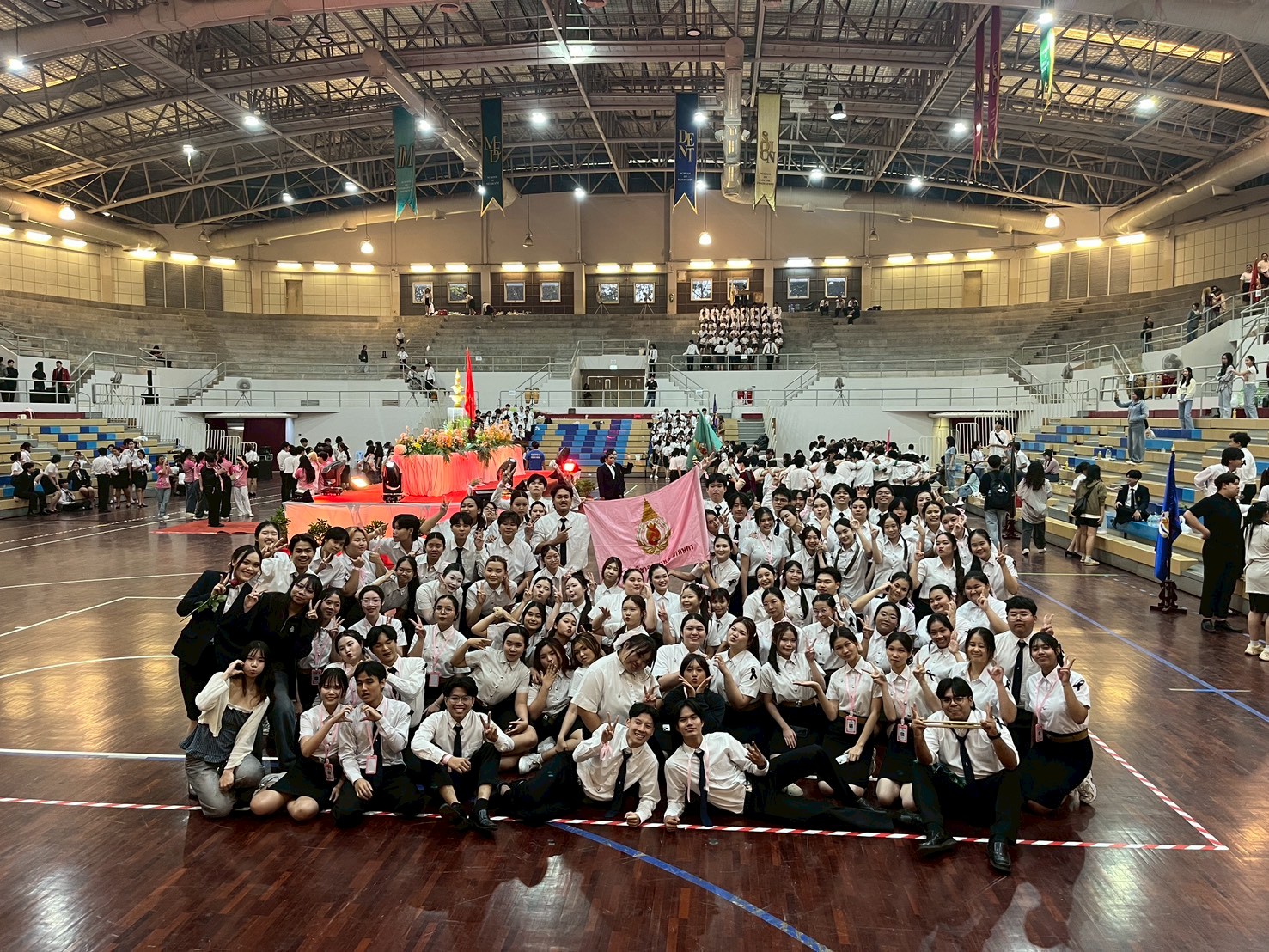 กิจกรรม "ลูกแม่ฟ้าชิงธง"