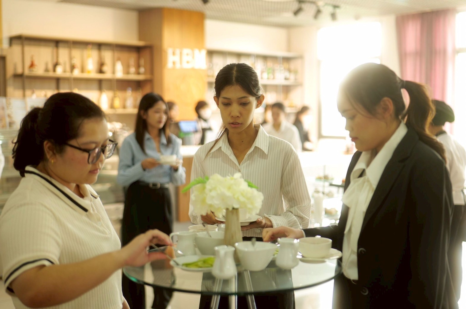 MFU News : LINE_ALBUM_อบรม_30369_260331_123.jpg