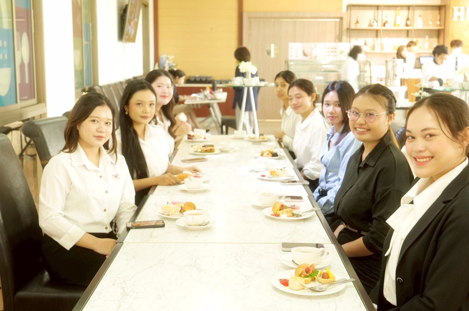 MFU News : LINE_ALBUM_อบรม_30369_260331_132.jpg